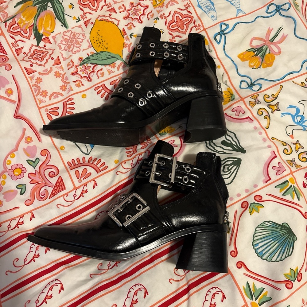 Steve Madden Grazia Black Leather Boots